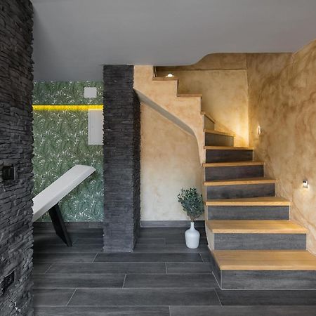 Villa Vesna With Sauna, Hot Tub Potpićan Εξωτερικό φωτογραφία