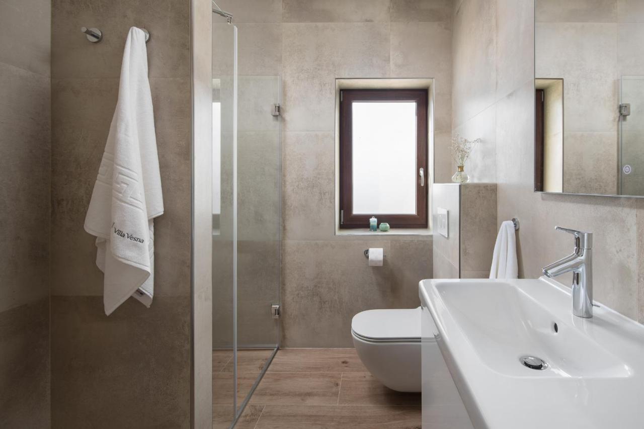 Villa Vesna With Sauna, Hot Tub Potpićan Εξωτερικό φωτογραφία